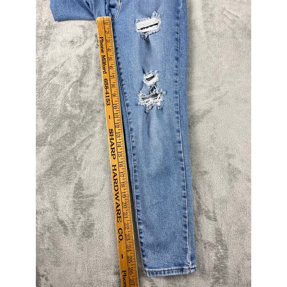 Levis High Waisted Mom Jeans 26 Distressed Light Wash Stretchy High Rise Grunge - Picture 12 of 16